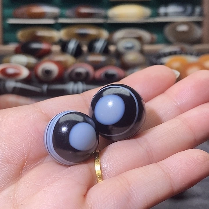 黑***豹玛瑙/玉髓未镶嵌吊坠(不含链)