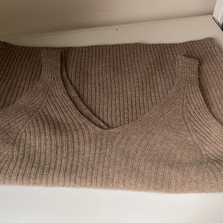 100%羊毛吊带颜色随机