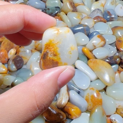 和田玉（子料）未镶嵌颈饰14.4克