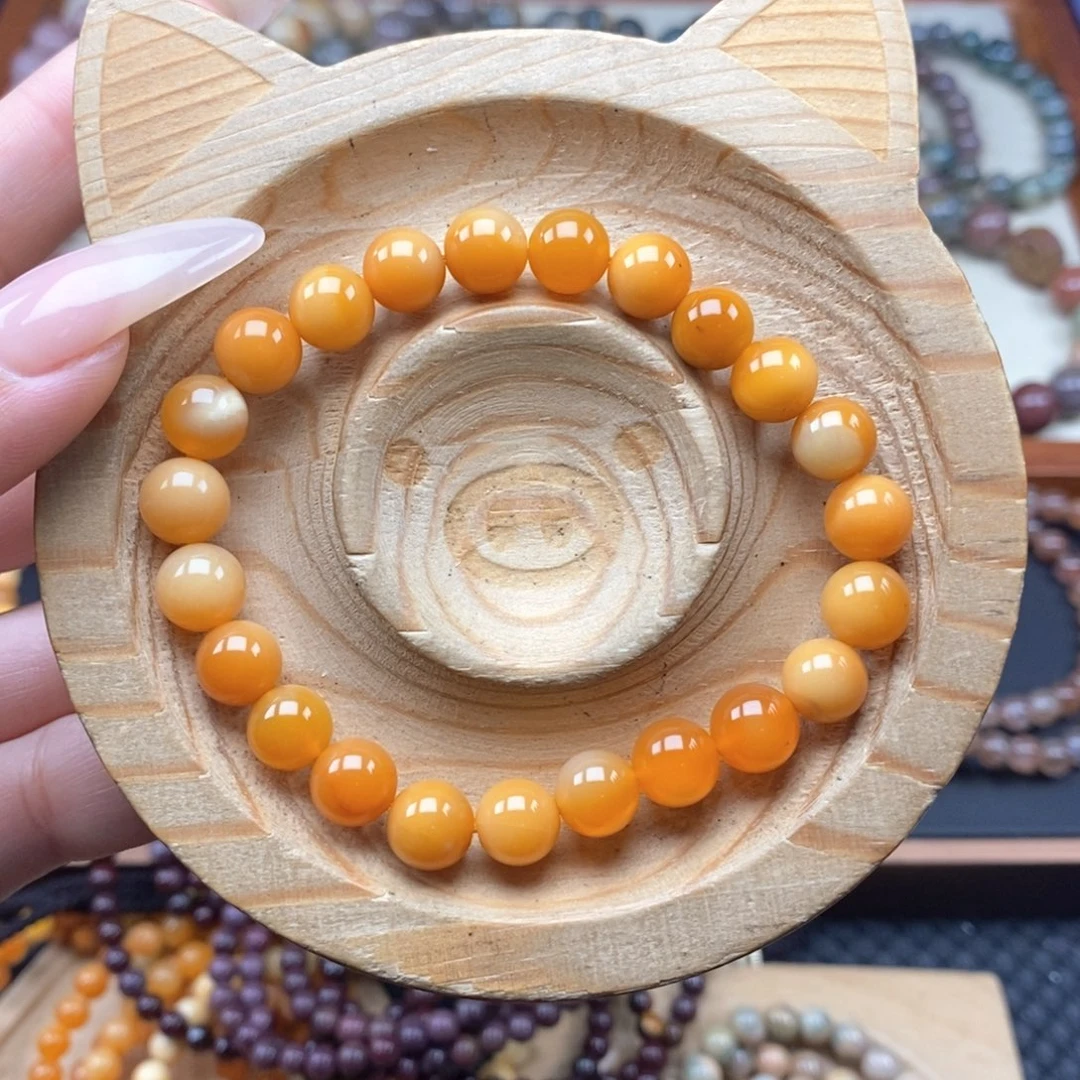 石英岩玉手串未镶嵌才**人