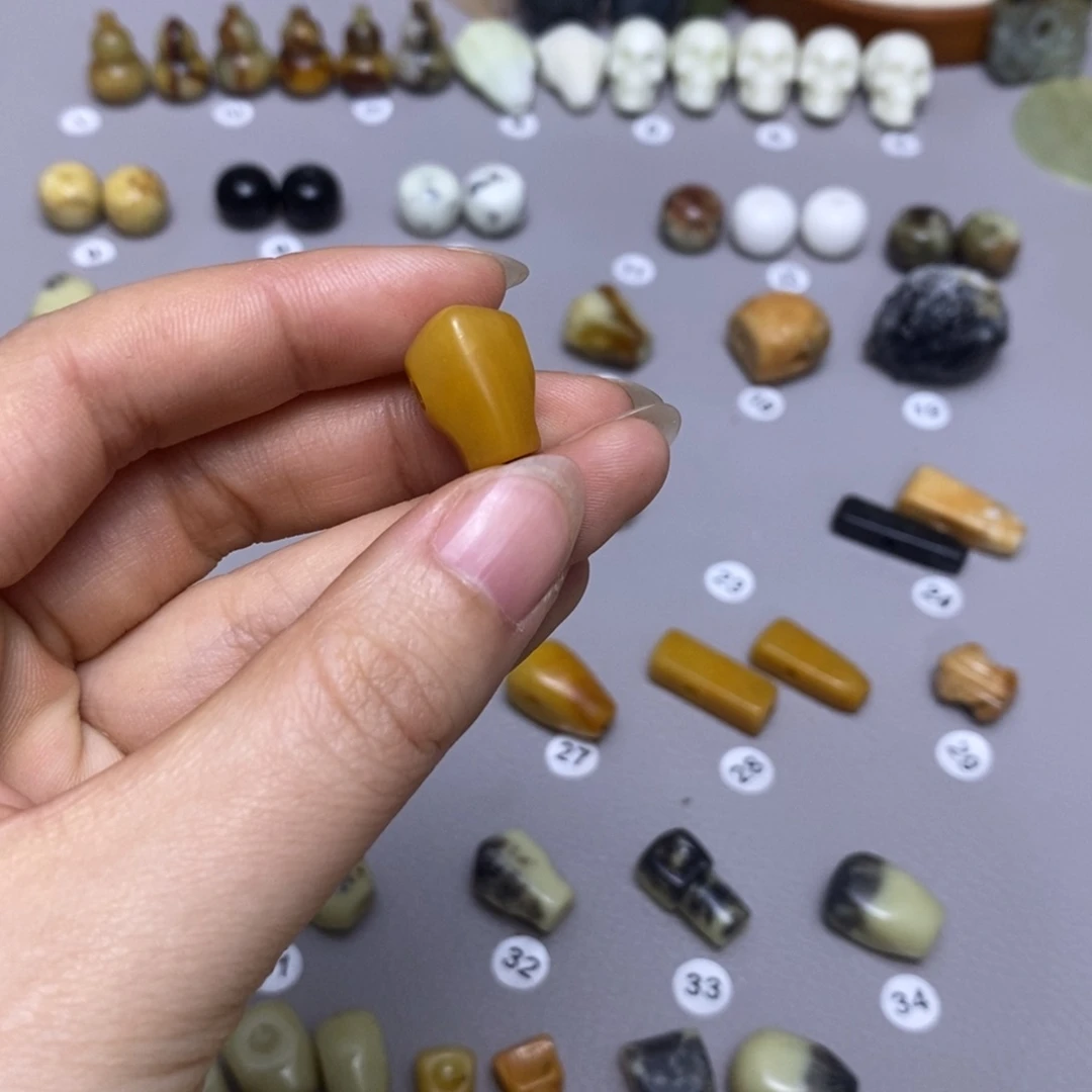 蛇纹石玉配饰合金3****2