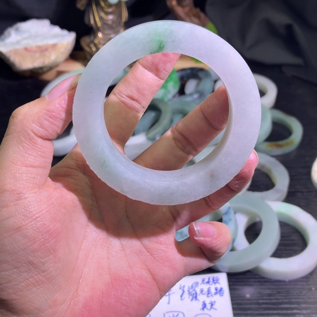 定制翡翠未镶嵌天然翡翠A货毛胚手镯定制