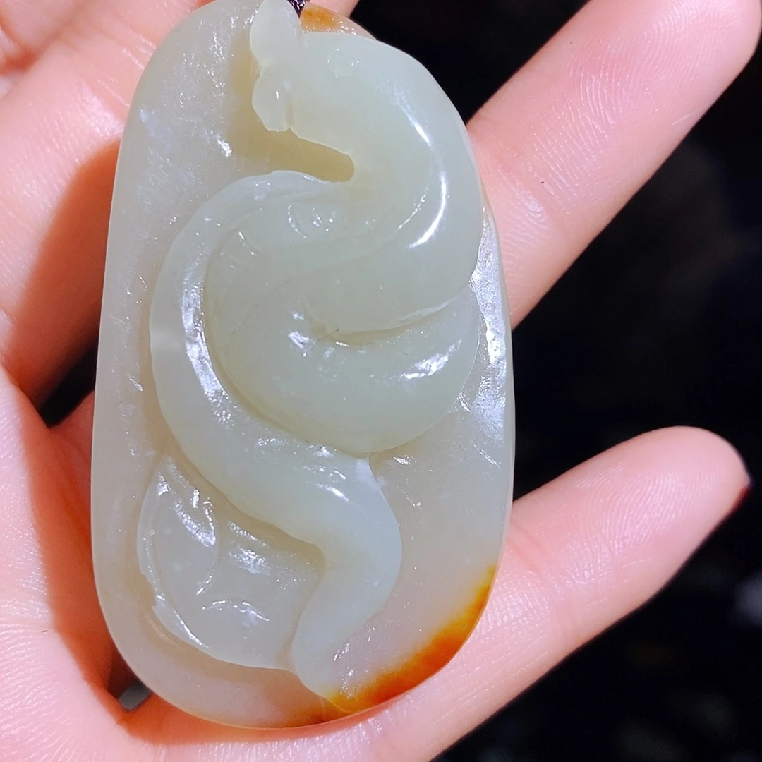 和田玉颈饰未镶嵌