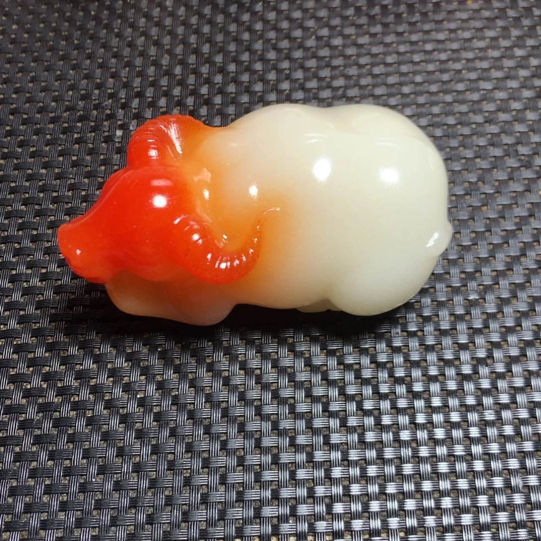 新疆戈壁石五彩石