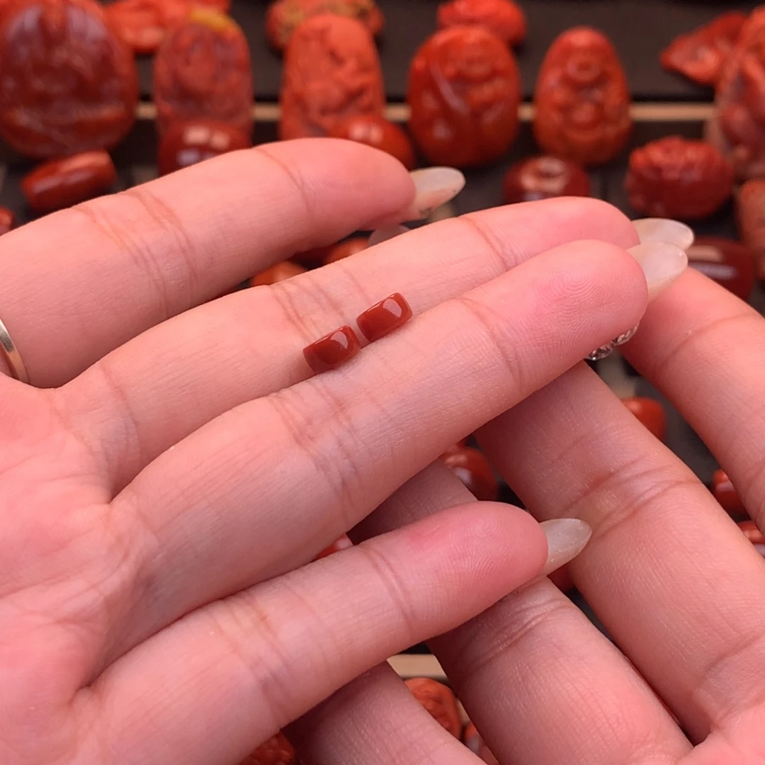 南红玛瑙未镶嵌原矿精工直切隔片6mm