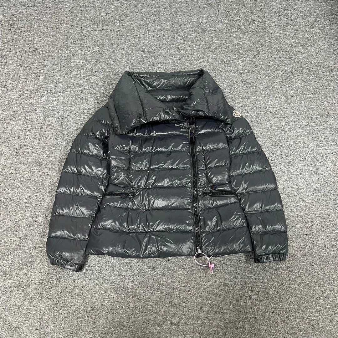 99新 AMIPARIS 蒙口 斜襟羽绒服2码