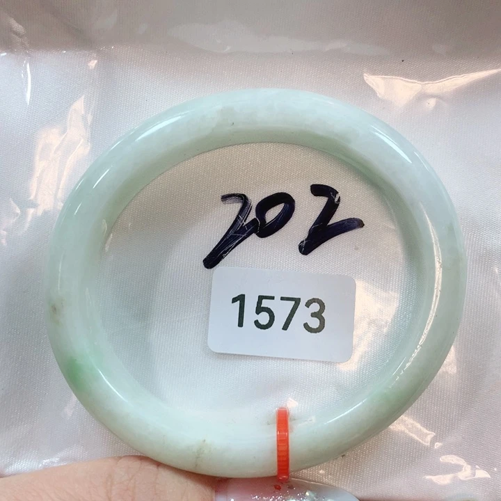 翡翠手镯未镶嵌天然翡翠手镯55