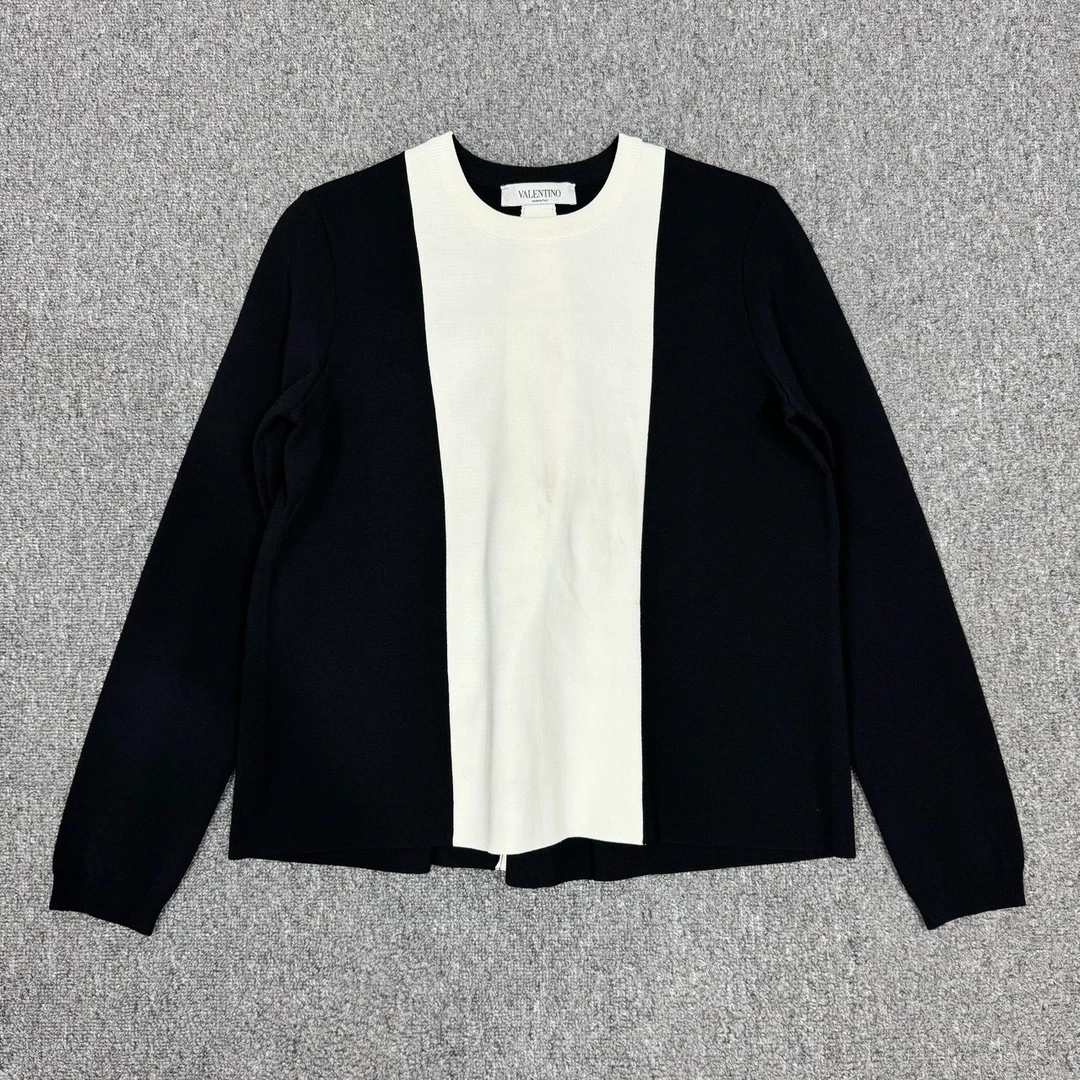 99新 Valentino/华伦天奴 nz黑白拼色针织毛衣 L码99新 10361813