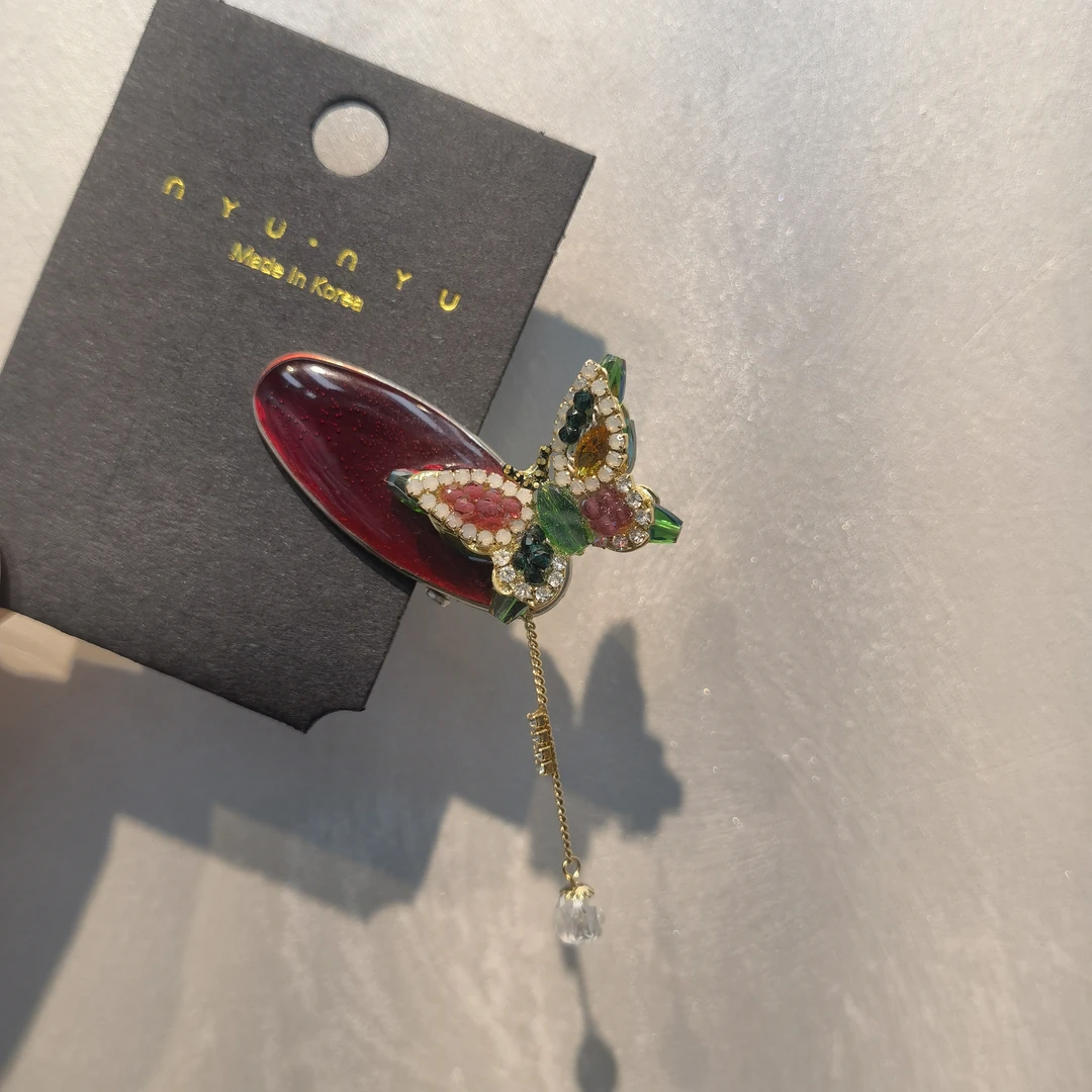 B798红色蝴蝶流苏泡菜款小胖夹