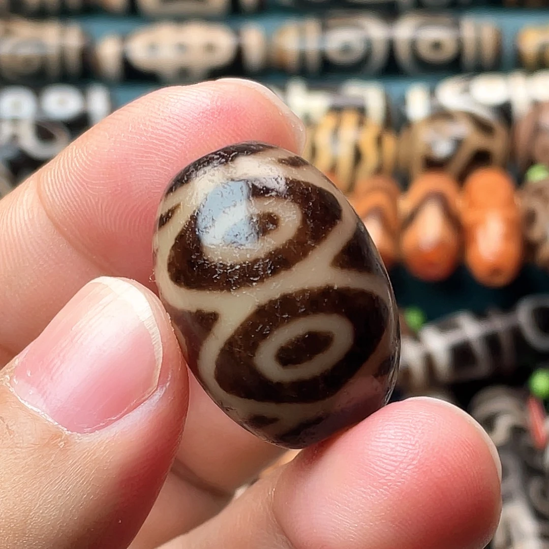 玛瑙/玉髓未镶嵌颈饰高油龙六达洛