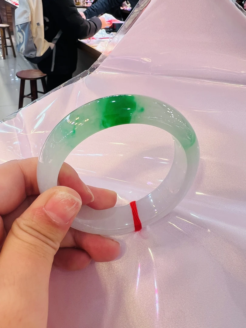 看价拍付！！缅料手镯 精品时尚手镯