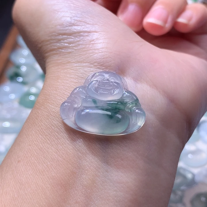 颈饰未镶嵌翡翠冰种飘花佛公