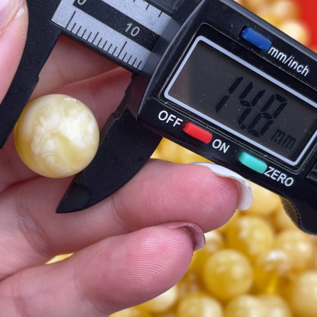 未镶嵌琥珀裸石蜜蜡682