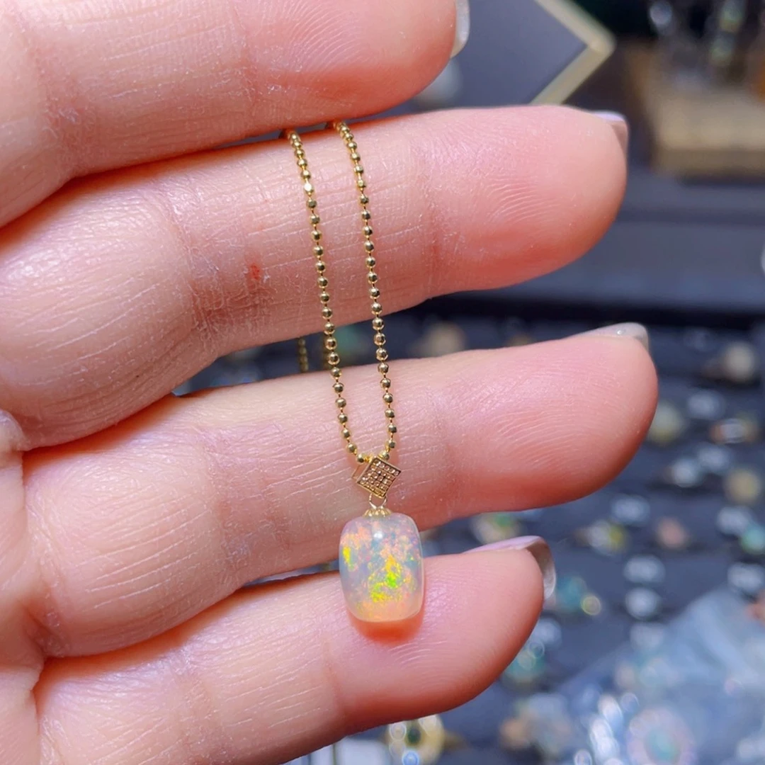 欧泊吊坠〉18K金镶嵌