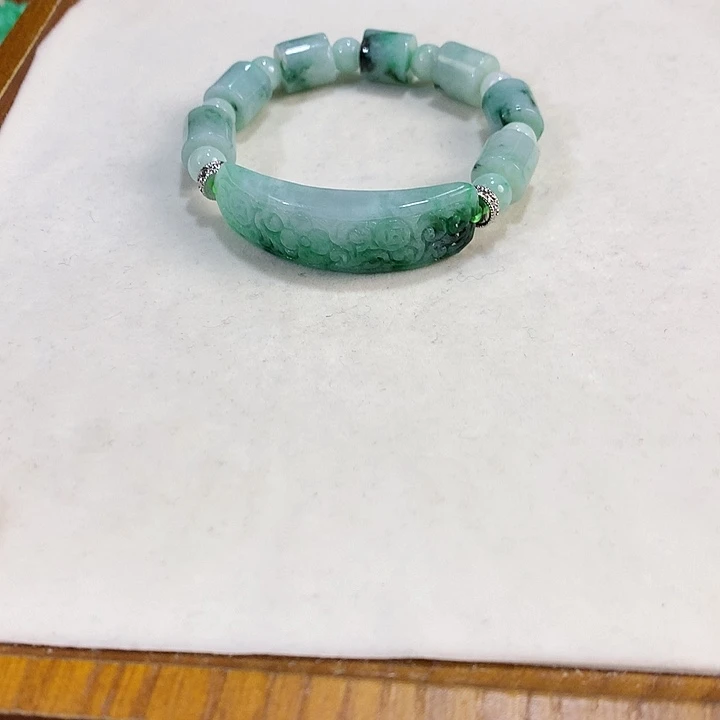 翡翠未镶嵌手链翡翠手牌