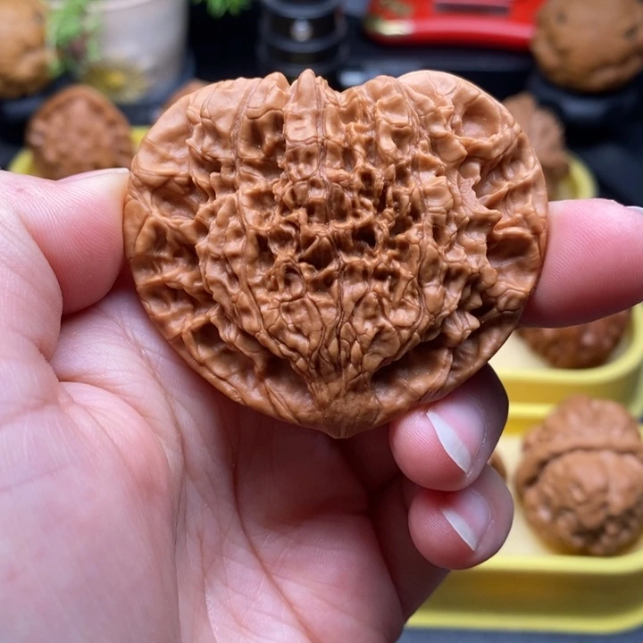 【闪购商品】文玩核桃吊坠全品扁桃心