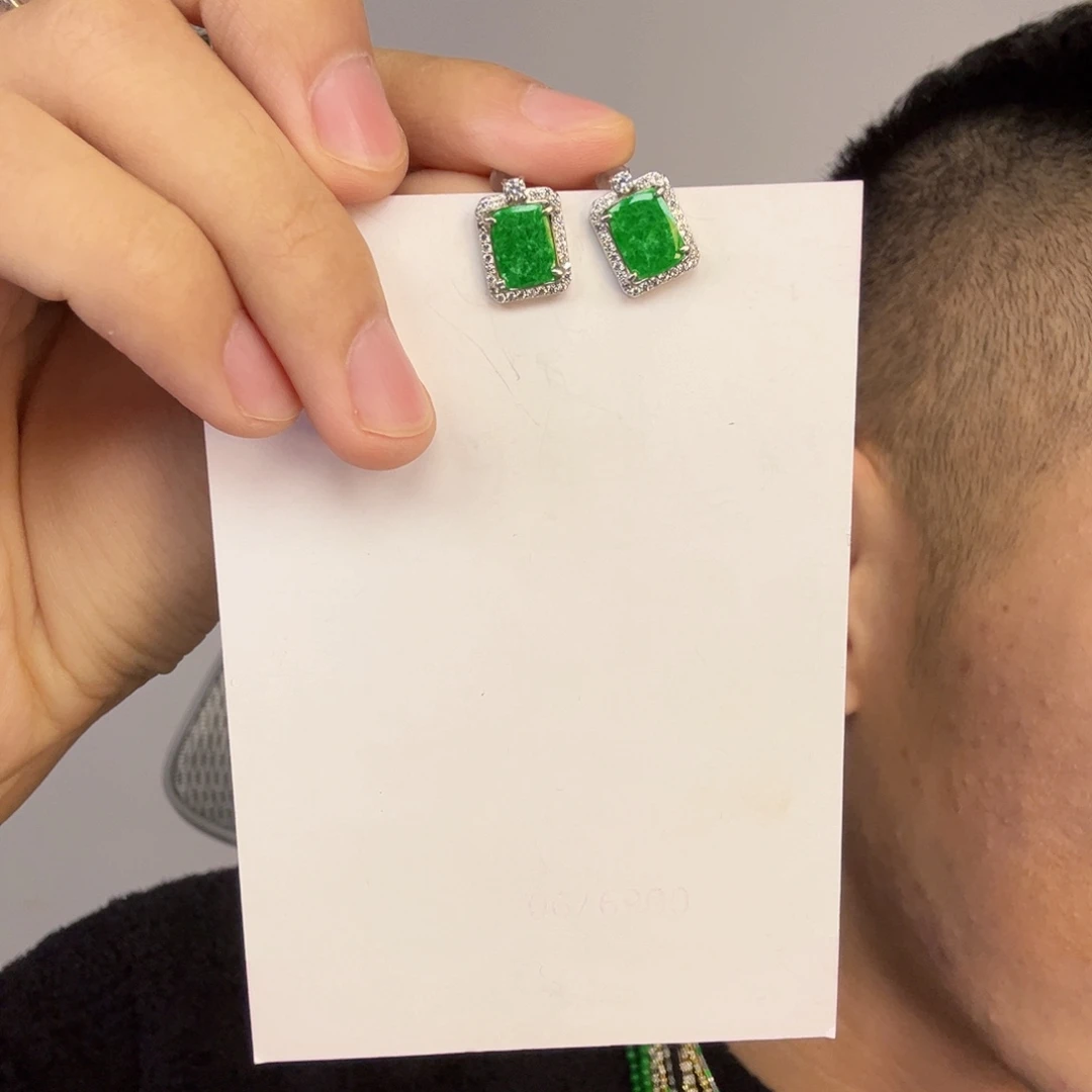 翡翠银S925镶嵌颈饰一对