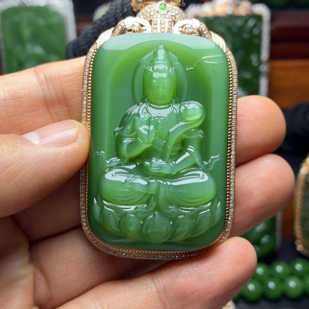 小***菇和田玉（碧玉）18K金镶嵌吊坠(不含链)