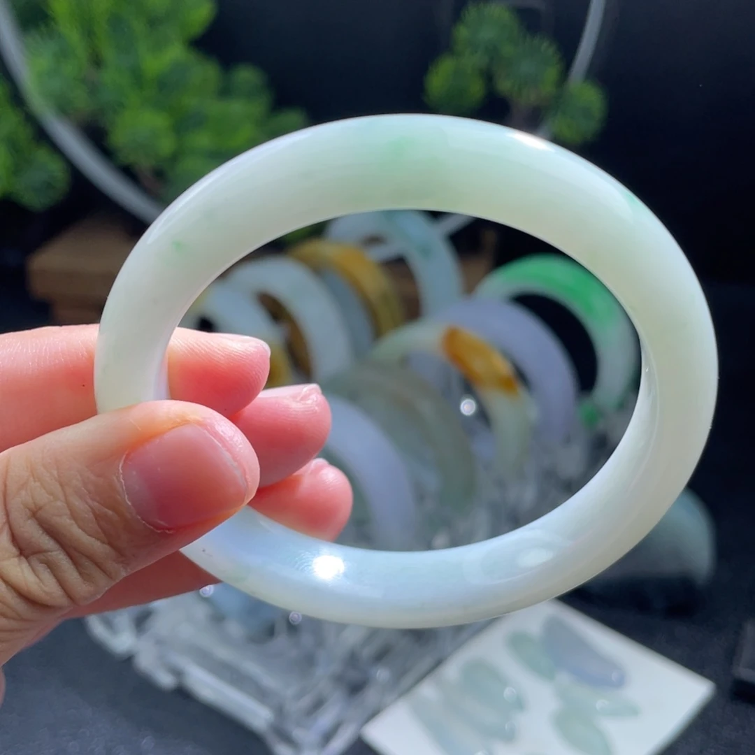 未镶嵌不退不换定制翡翠