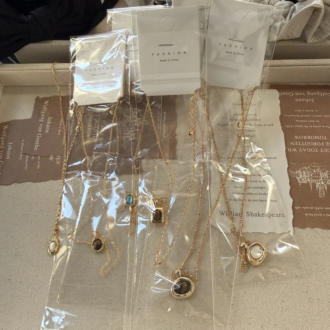 合金贝壳项链 美拉德几何图案饰品简约挂链锁骨链 虎眼 贝母