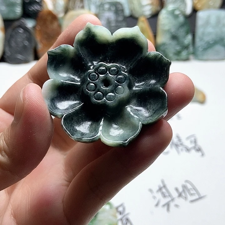 翡翠未镶嵌颈饰翡翠a货