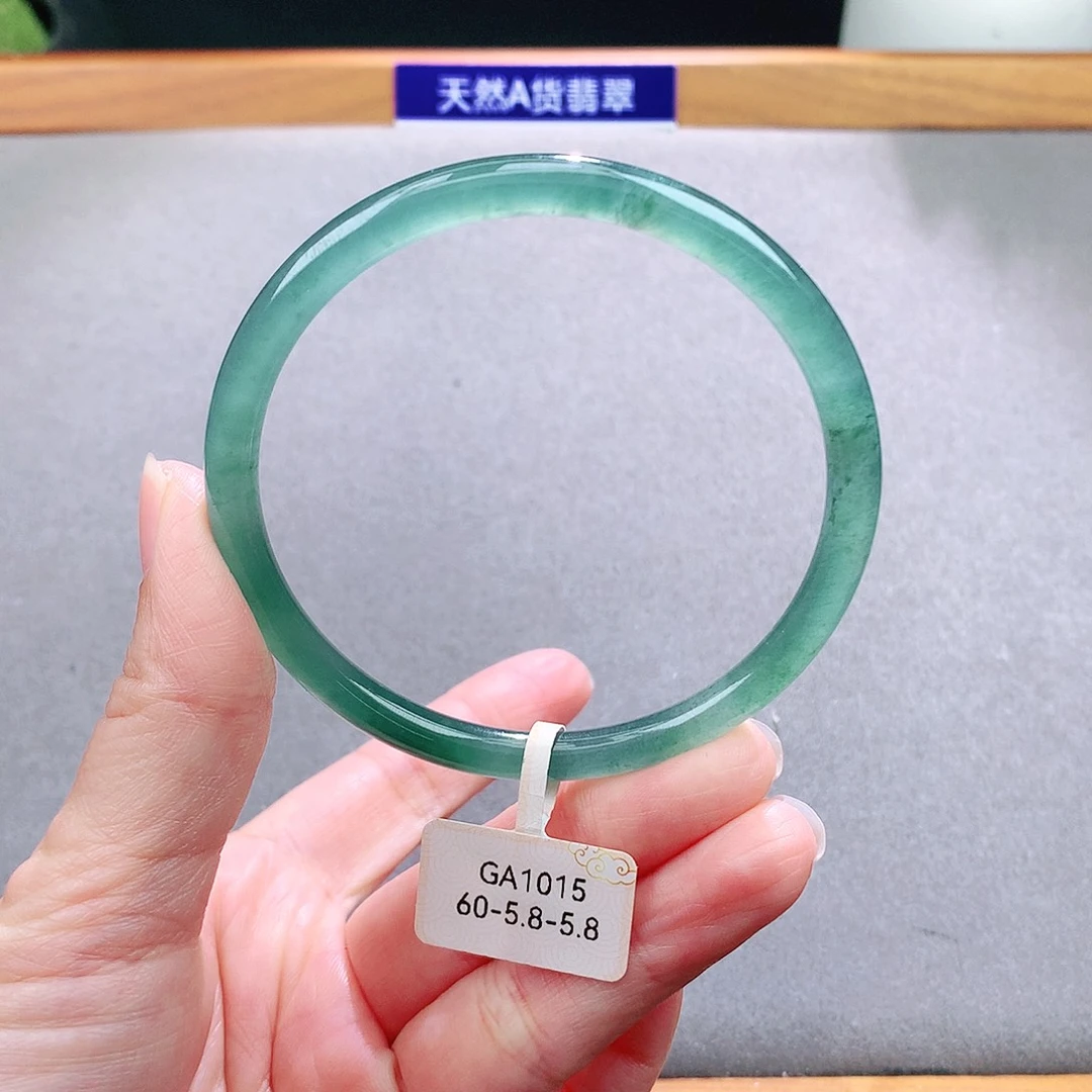 未镶嵌手镯翡翠天然翡翠手镯a货