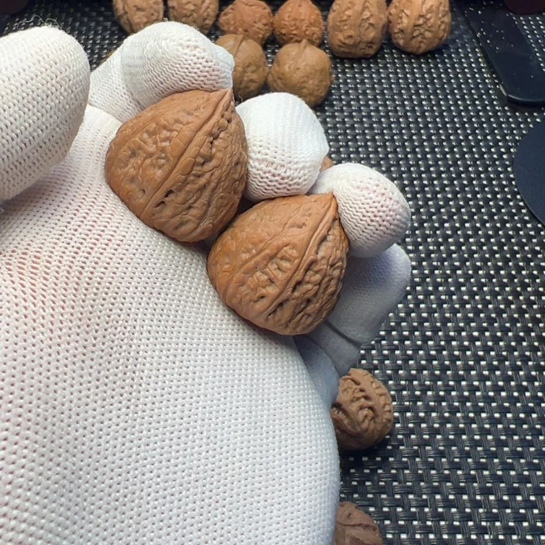 灰***儿把件文玩核桃塔尖