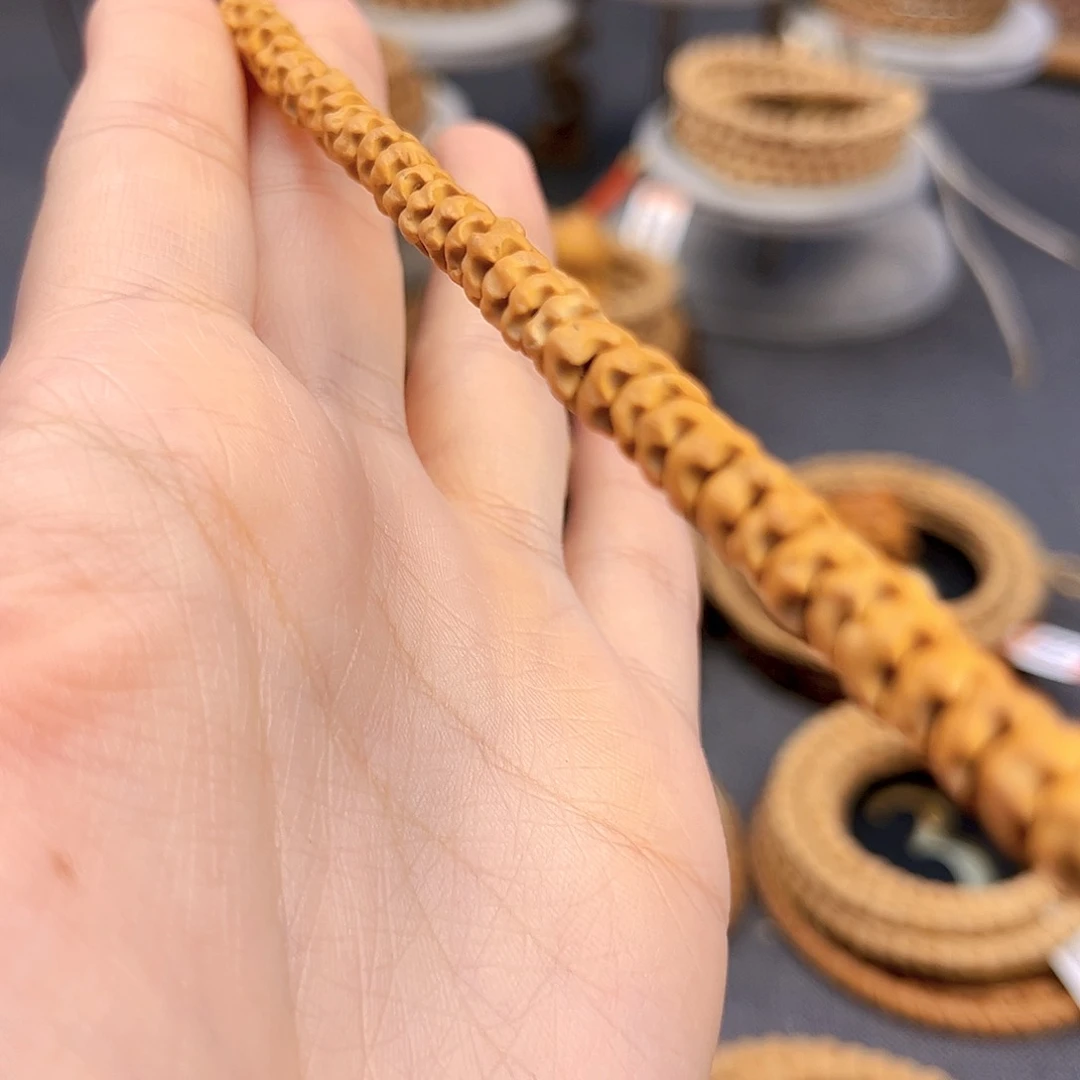 柏香籽/百香籽吊坠余****￥