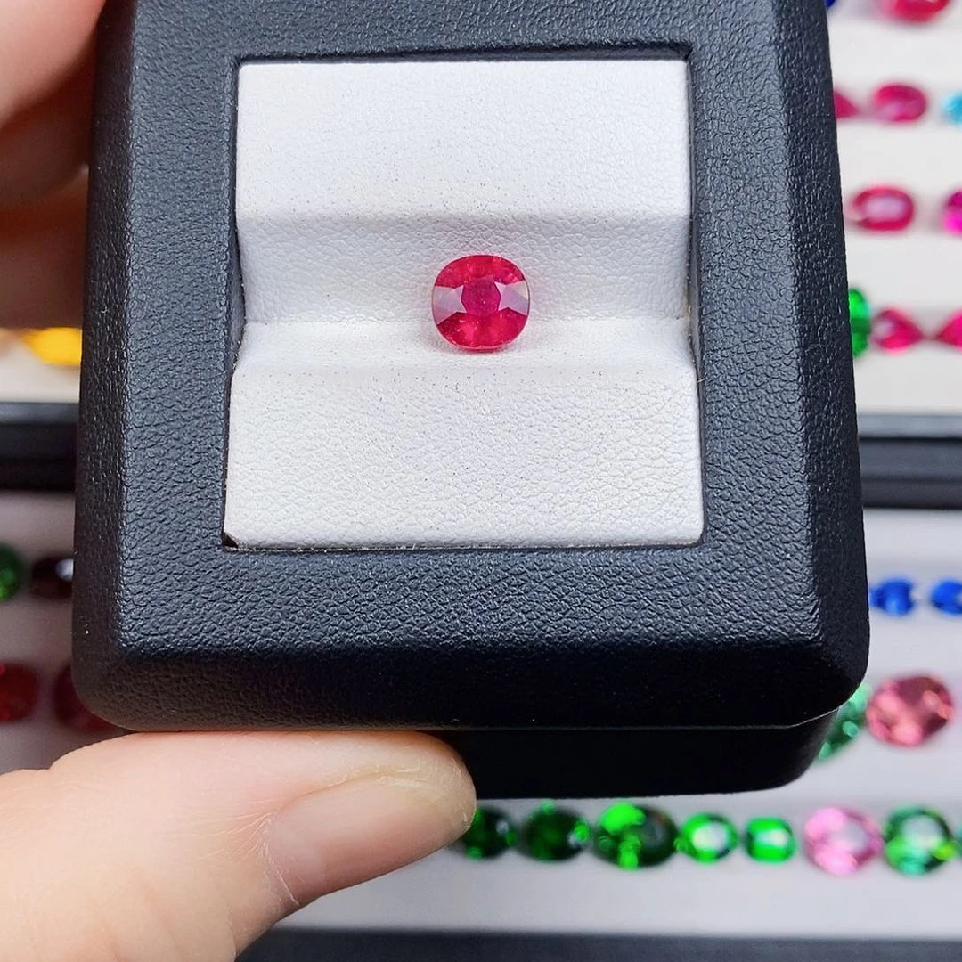 碧玺裸石未镶嵌1.8c t