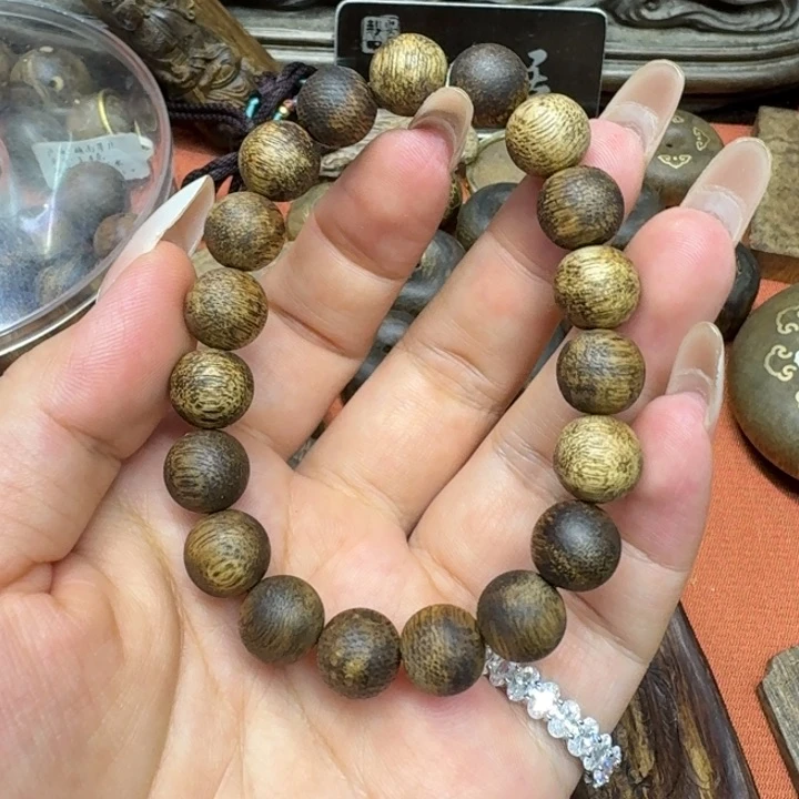 大叶紫檀（黑酸枝木类）