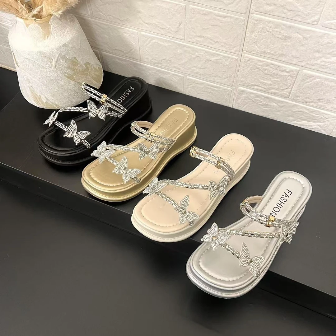 25年温婉小蝴蝶水钻坡跟一脚蹬凉拖精致高级感5cm