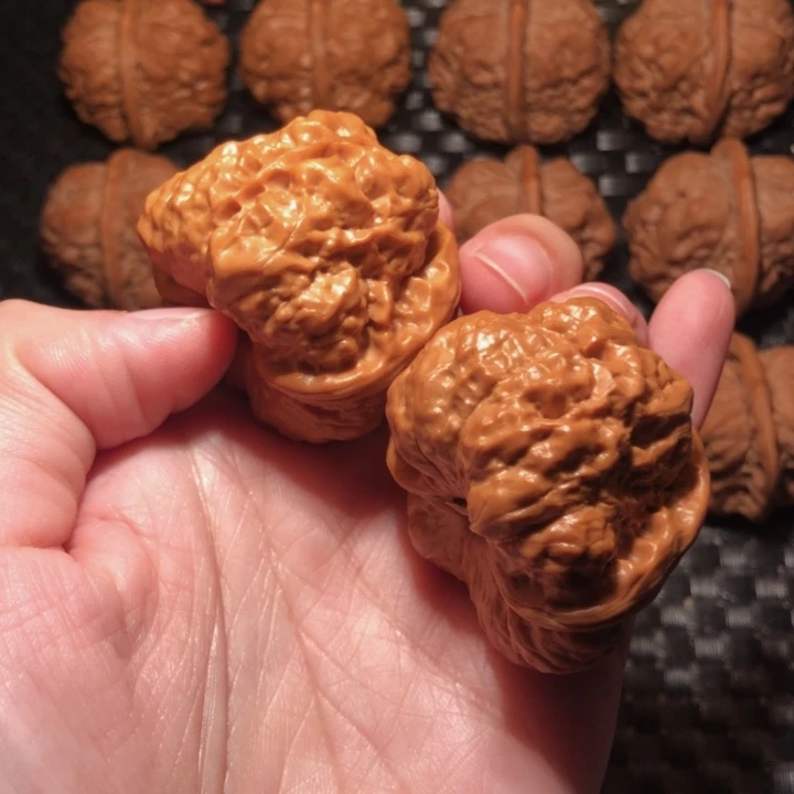 五***六文玩核桃把件蛤蟆