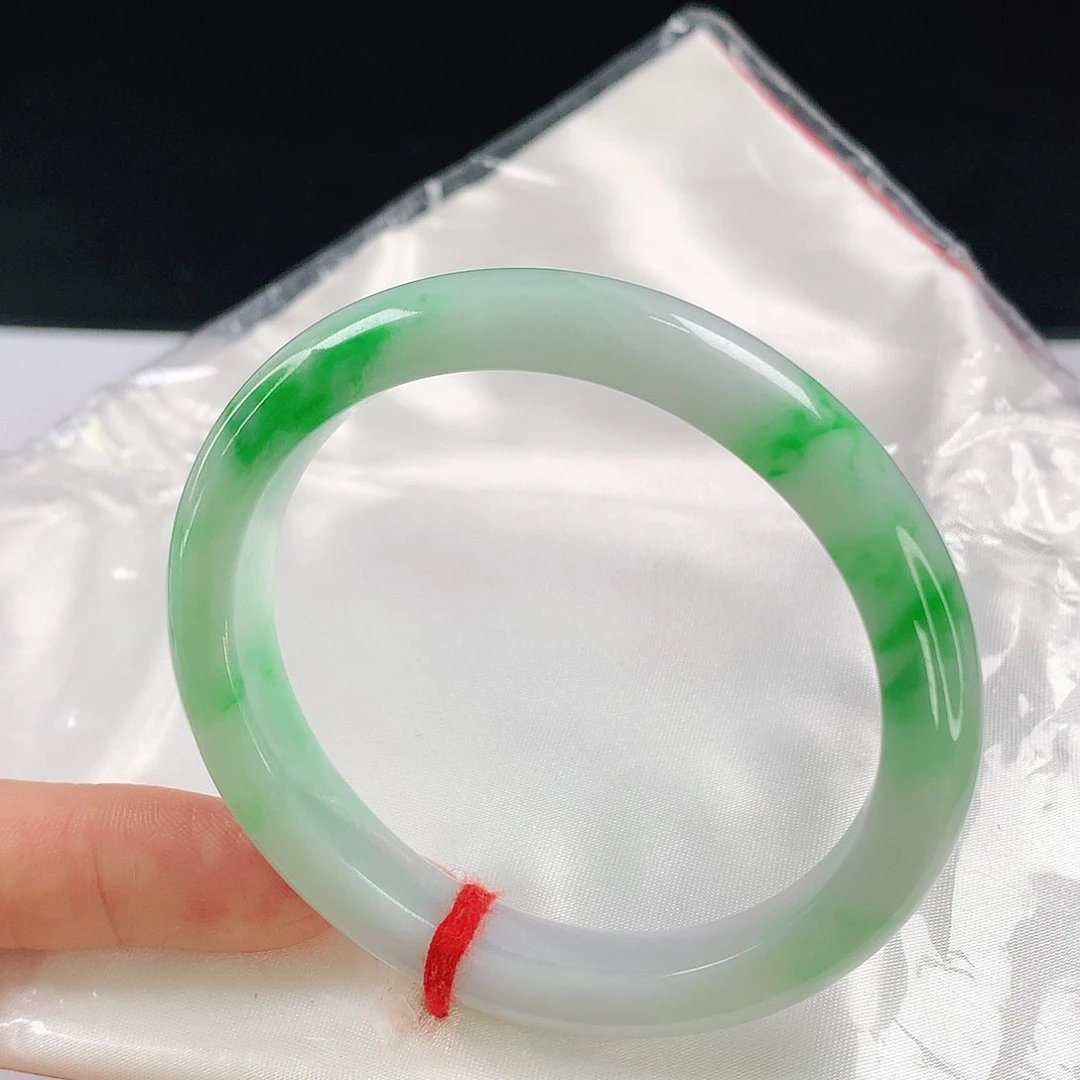 未镶嵌手镯翡翠54.4贵妃镯