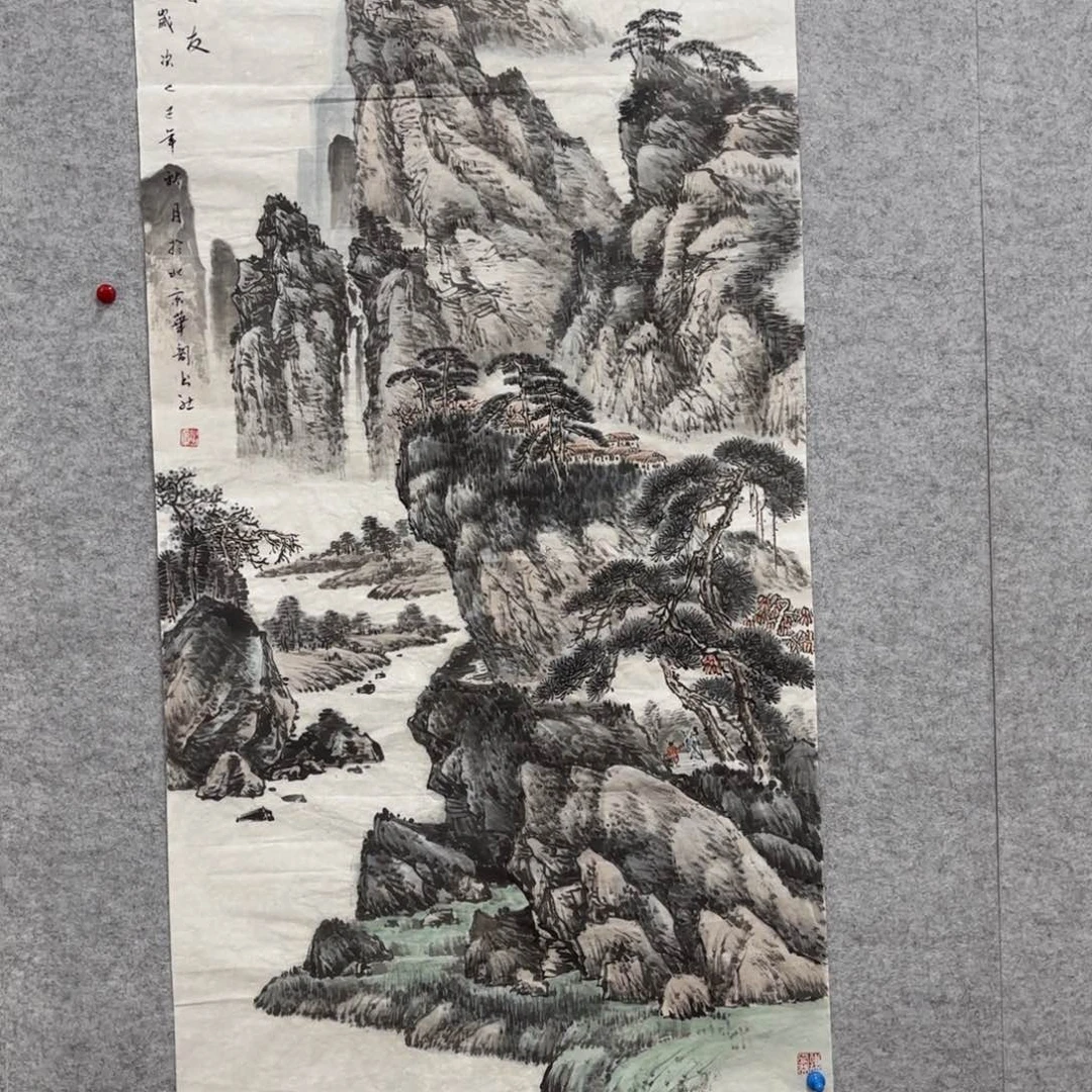 国画花鸟等图案为一体的大型