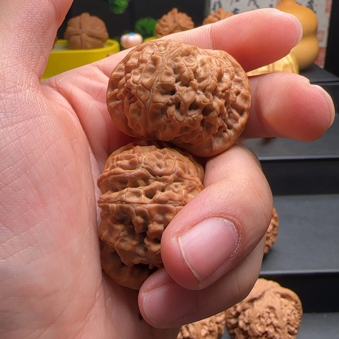 *****吊坠文玩核桃核王