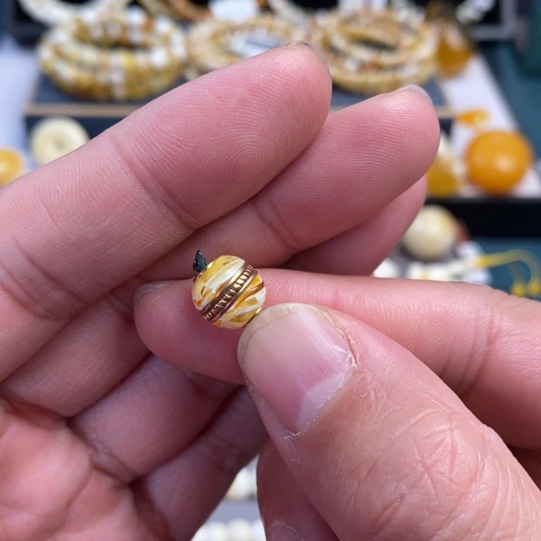 蜜蜡银S925镀金镶嵌裸石10mm瓷白拉丝