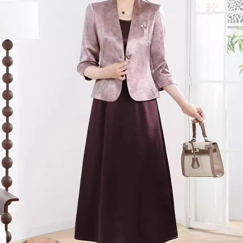 十月可穿2025新款喜婆婆婚宴礼服装两件套婚宴场合女装妈妈连衣裙