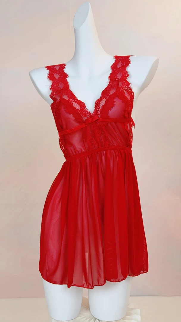 【纯爱】网纱V领睡裙