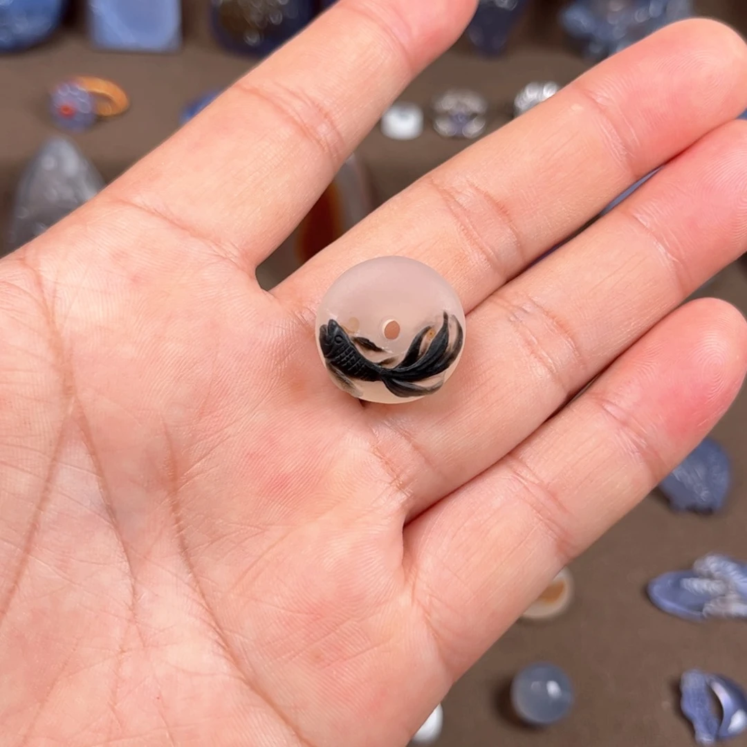 吊坠玛瑙未镶嵌田*核糖心玛瑙平安扣鱼