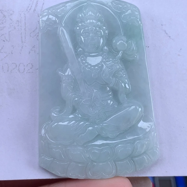 颈饰未镶嵌翡翠虚空