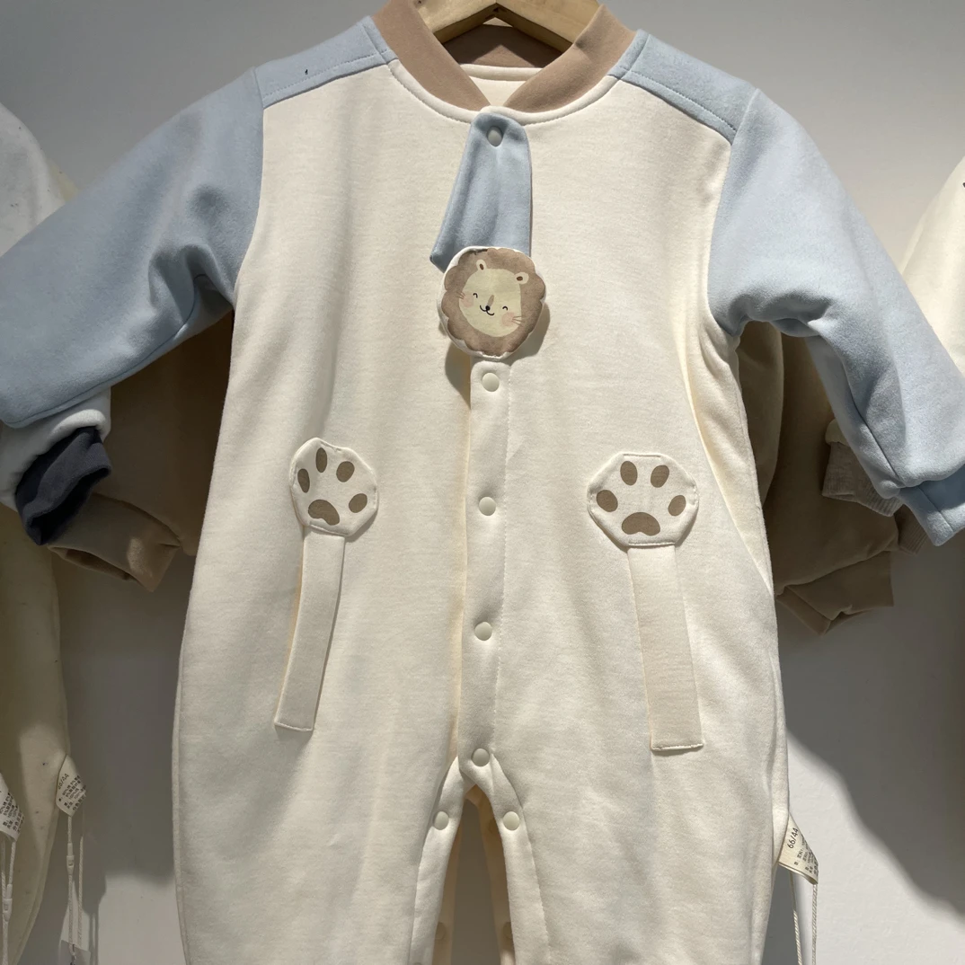 幼儿哈衣长爬款秋冬冬季女宝连身衣爬服单排扣