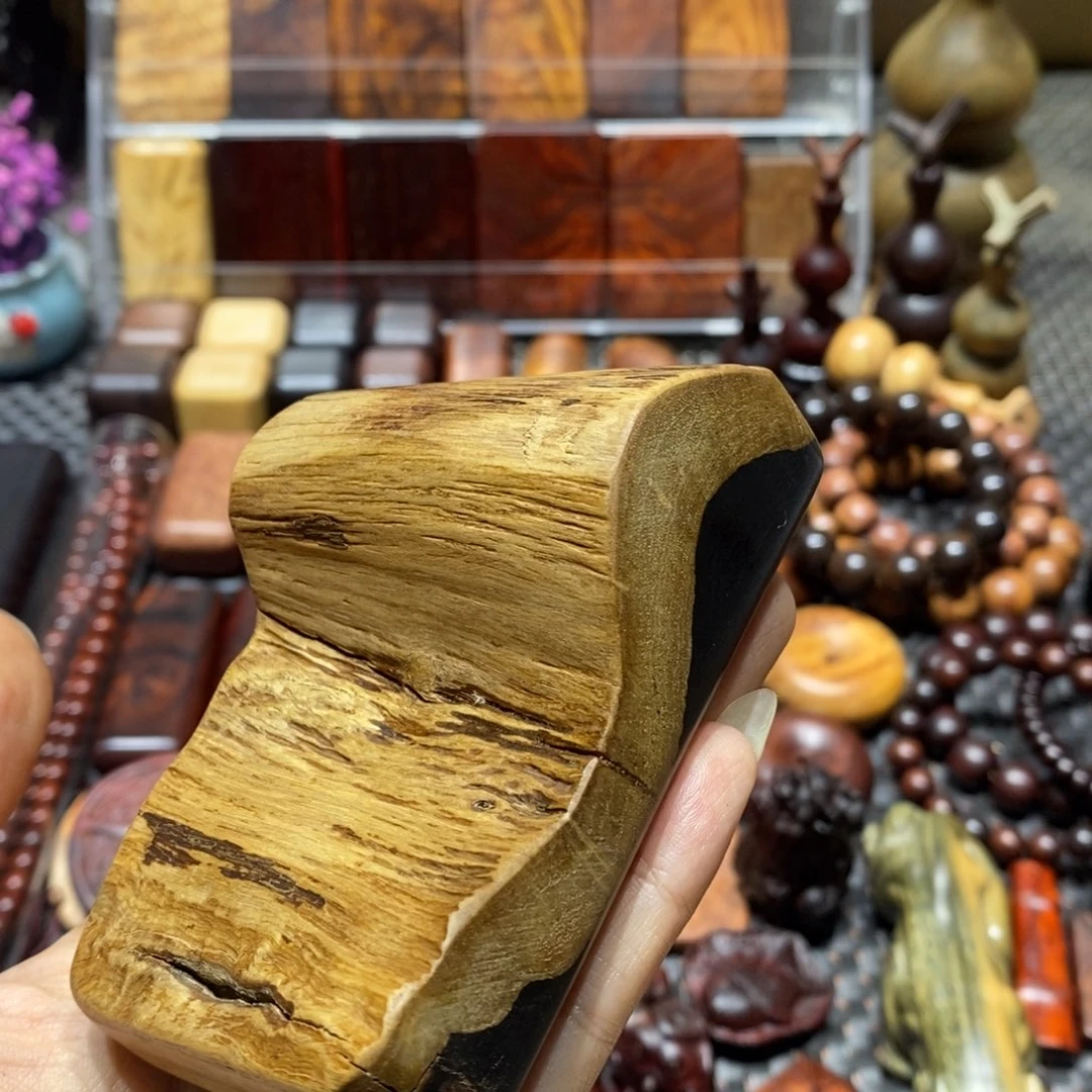 东非黑黄檀（紫光檀）本**枫瑕疵