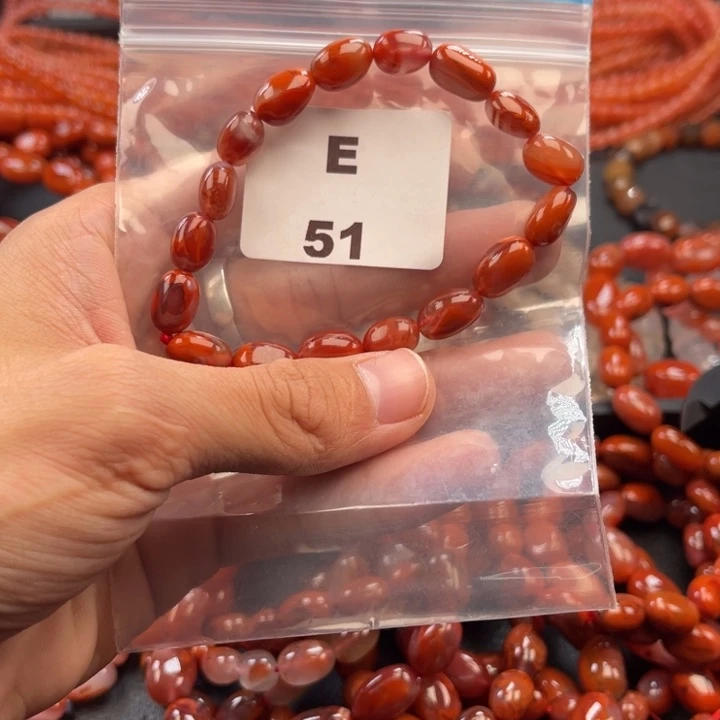 南红玛瑙未镶嵌多样性发货默认微瑕称重8mm