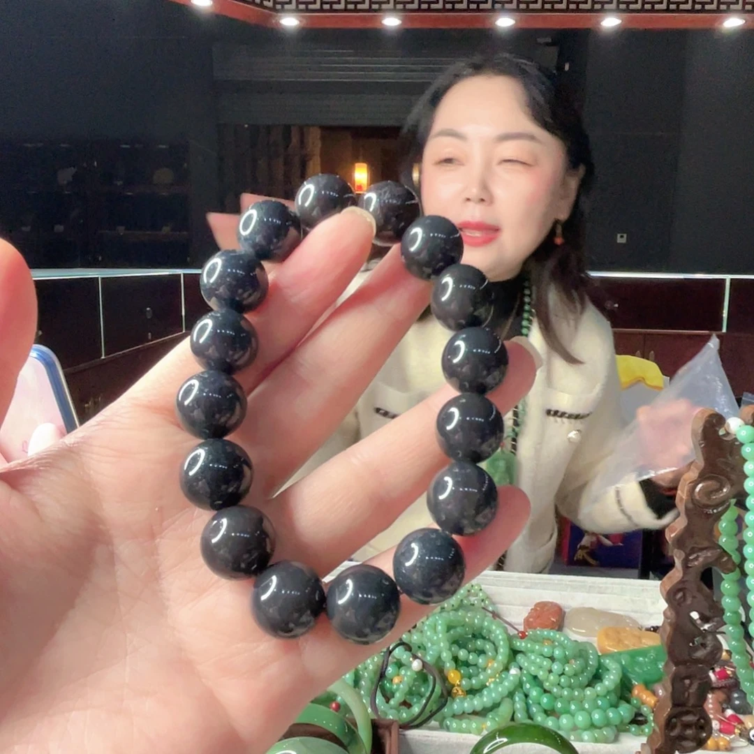 密玉（石英质玉）未镶嵌颈饰