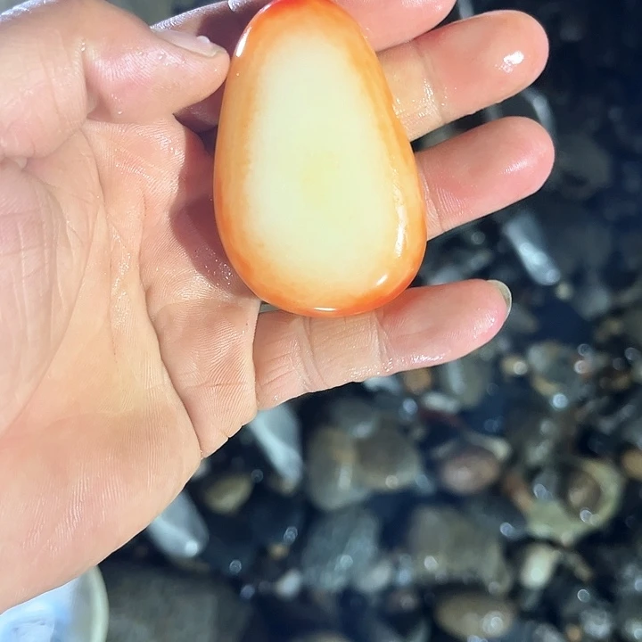 未镶嵌和田玉（糖玉）珠宝奇石