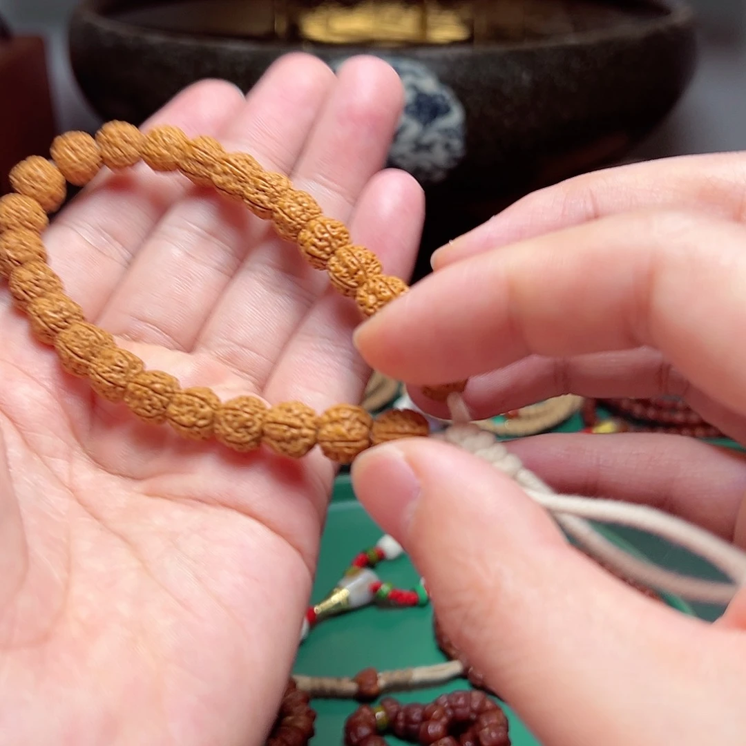 柏香籽/百香籽吊坠129.9