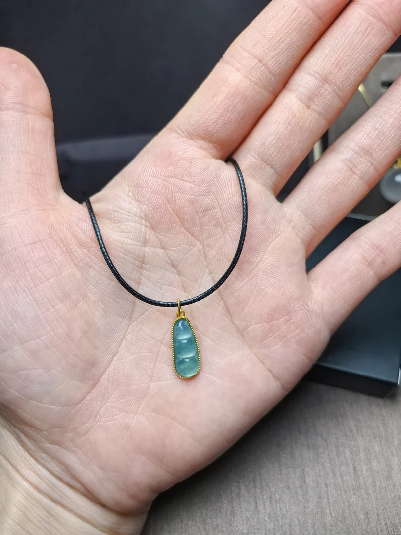 蓝水翡翠  小福豆子  S925银镶嵌17*8