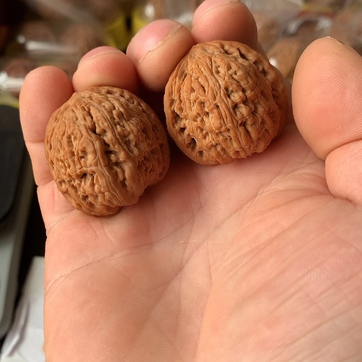 文玩核桃吊坠行*?34红