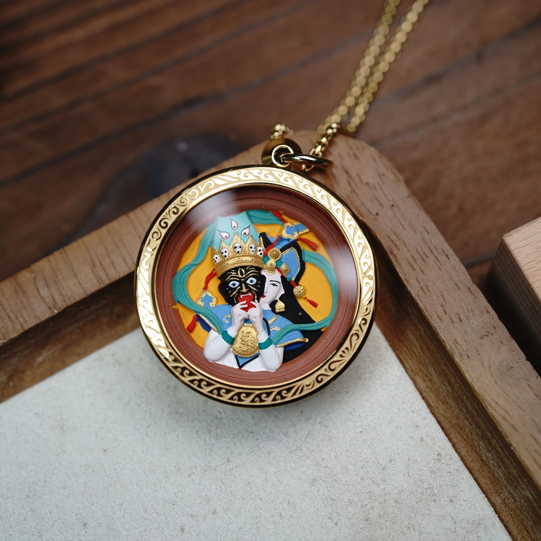 手绘唐卡前世今生扎基拉姆合金吊坠 KT24031250