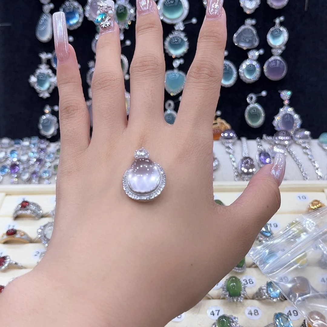 蛇纹石玉银S925镶嵌吊坠只****?